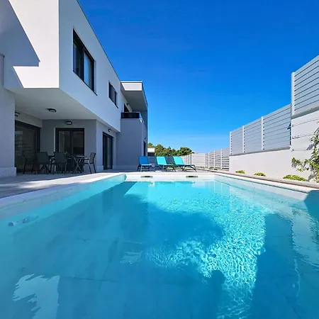 Aloa I By Interhome * Splitska