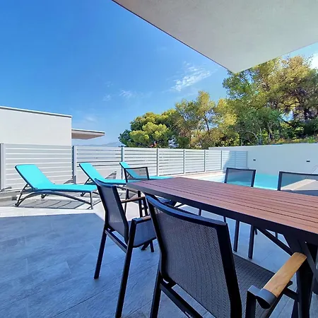 Aloa I By Interhome * Splitska