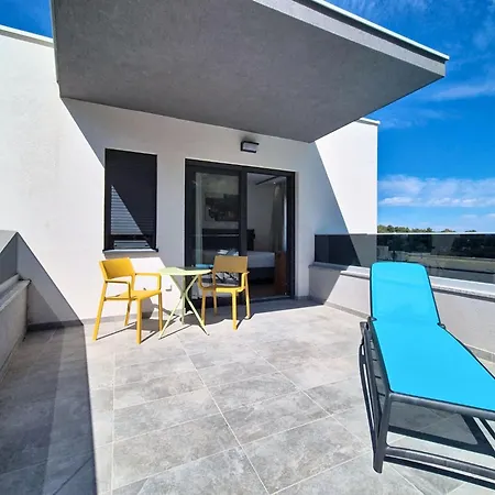 Aloa I By Interhome *