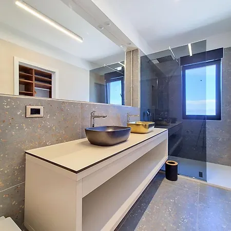 Aloa I By Interhome *