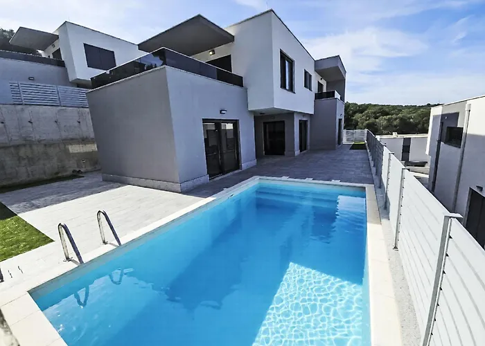 Aloa I By Interhome *